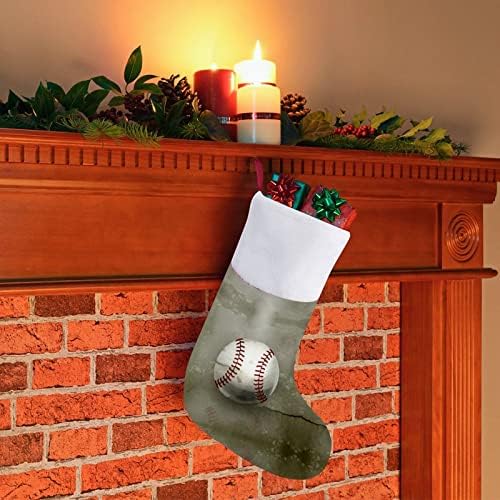 Meias de meias de Natal de estilo de beisebol vintage com lareira de pelúcia pendurada na decoração