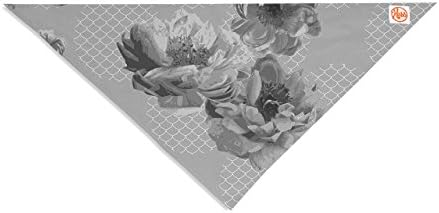 Kess Inhouse Pellerina Design Lace Peony in Grey Grey Floral Pet Bandana and Scarf, 28 por 20 por 20 polegadas