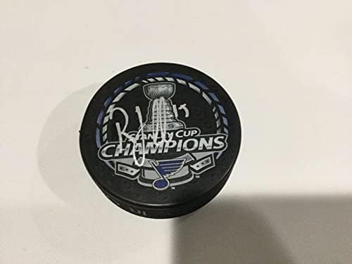 Robby Fabbri assinou o Stanley Cup Champions 2019 St. Louis Blues Hockey Puck B - Pucks autografados da NHL