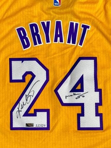 Kobe Bryant Mamba Out assinado 24 Authentic Los Angeles Lakers Jersey Panini - camisas da NBA autografadas