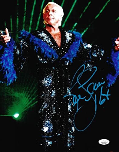 Ric Flair autografou 11x14 foto 16x JSA Stock 203585 - Fotos de luta livre autografada